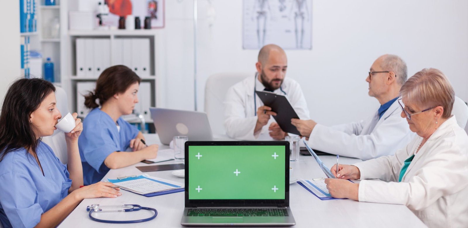 INVESTIGACIÓN CLÍNICA